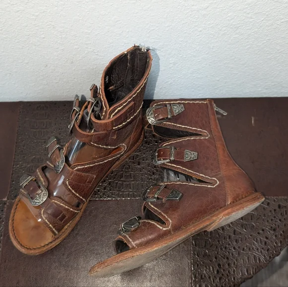 FreeBird CLEOPATRA Distressed Brown Sandals in size 8 - Picture 11 of 16